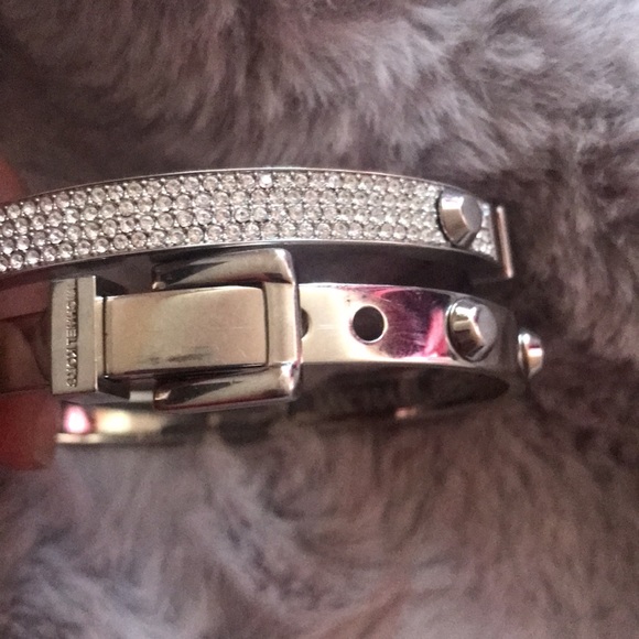 Authentic Micheal Kors bracelet - Picture 4 of 4